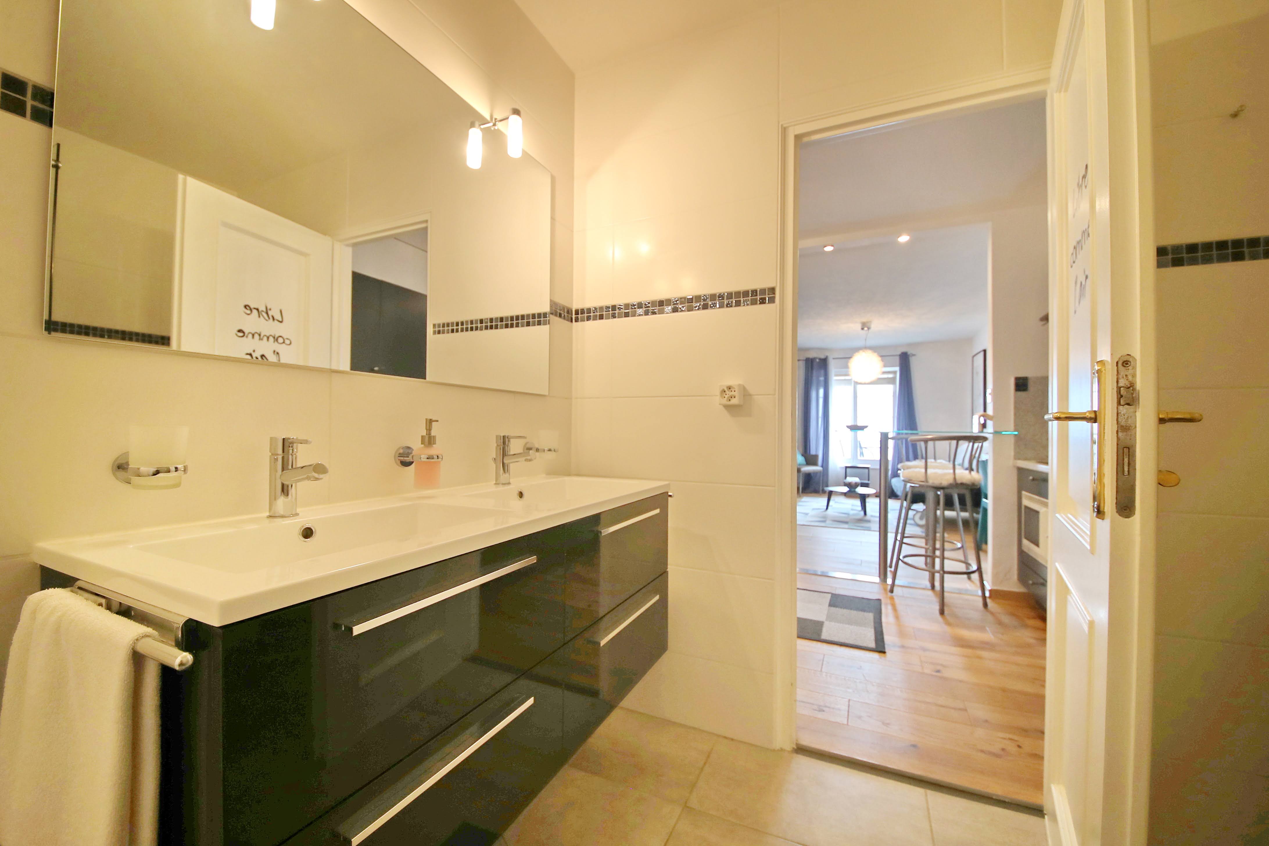 Riviera Beach - Appartement - Bain