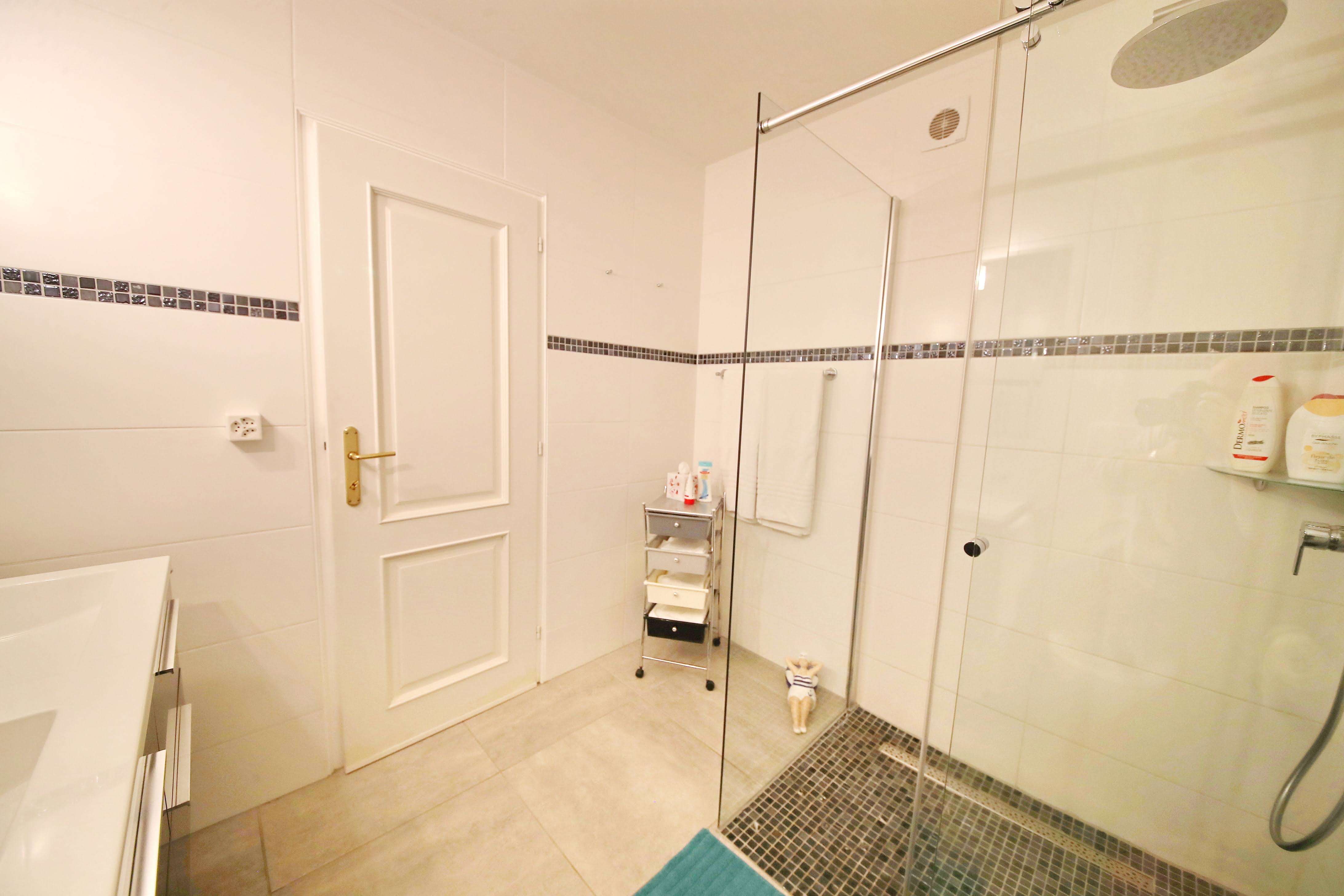 Riviera Beach - Appartement - Bain